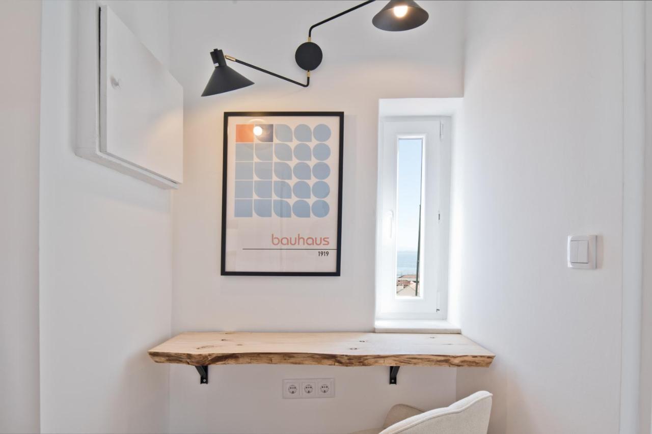 Bmyguest - Alfama 2 Apartment Lisbon Bagian luar foto