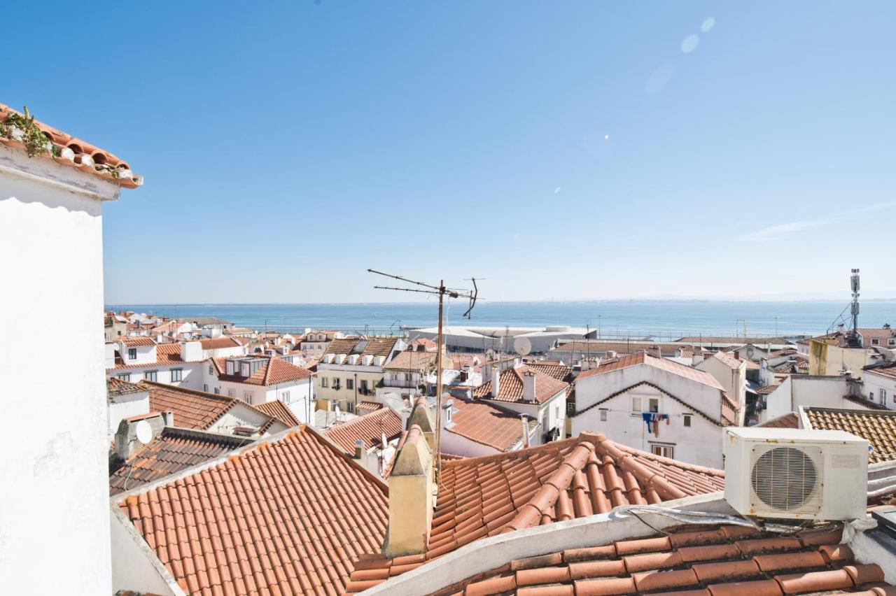 Bmyguest - Alfama 2 Apartment Lisbon Bagian luar foto